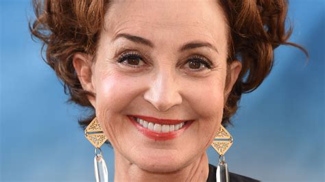 annie potts legs|Young Sheldon's Annie Potts Doesn't Let Her Past .